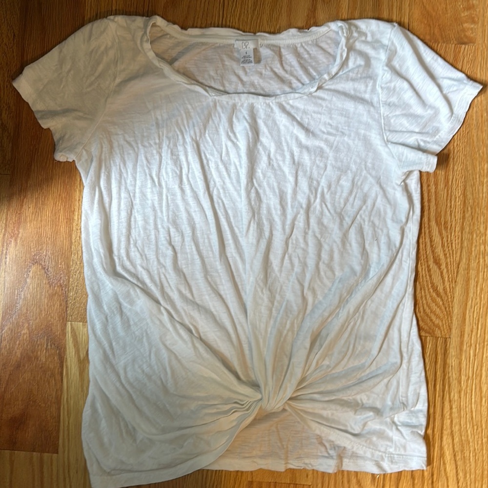 BP white knot t-shirt